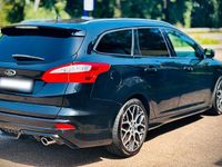 Gebraucht Ford Focus Titanium 163 PS (119 kW) 2014 Schwarz Kombi