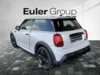Gebraucht Mini John Cooper Works 136 PS (100 kW) 2024 Weiß Kleinwagen