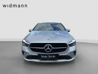 Gebraucht Mercedes E250 Advanced 163 PS (119 kW) 2024 Metalliclack hightechsilber Kombi