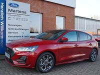 Gebraucht Ford Focus ST-Line 155 PS (114 kW) 2023 Rot Limousine