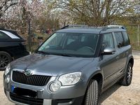 Gebraucht Skoda Yeti Active 105 PS (77 kW) 2012 Grau SUV