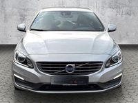 Gebraucht Volvo S60 Momentum 150 PS (110 kW) 2014 Silber Limousine