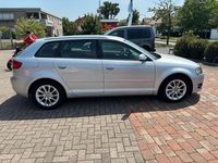 Gebraucht Audi A3 Attraction 140 PS (102 kW) 2013 Silber Limousine