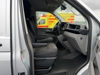Gebraucht VW Transporter 110 PS (80 kW) 2022 Silber Van