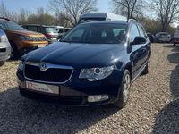 Gebraucht Skoda Superb 125 PS (91 kW) 2011 Blau Kombi