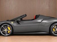 Gebraucht Ferrari 296 831 PS (611 kW) 2025 Grau Cabrio