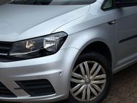 Gebraucht VW Caddy Maxi 102 PS (75 kW) 2020 Silber Van / Kleinbus