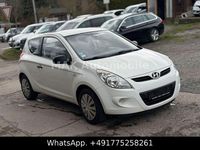 Gebraucht Hyundai i20 Classic 86 PS (63 kW) 2012 Weiß Kleinwagen