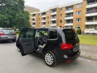 Gebraucht VW Touran 140 PS (102 kW) 2012 Schwarz Van / Kleinbus