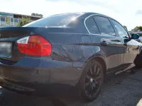 Gebraucht BMW 325 Sport Line 218 PS (160 kW) 2006 Blau Limousine