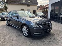 Gebraucht Mercedes E220 Avantgarde 170 PS (125 kW) 2010 Grau Limousine