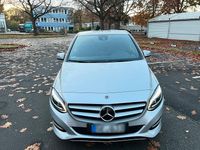 Gebraucht Mercedes B220 Urban 177 PS (130 kW) 2017 Silber Van / Kleinbus