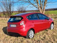 Gebraucht Ford Fiesta Titanium 82 PS (60 kW) 2017 Rot Kleinwagen