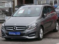 Gebraucht Mercedes B180 Sport 122 PS (89 kW) 2016 Mountaingrau Van / Kleinbus