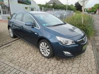 Gebraucht Opel Astra 101 PS (74 kW) 2010 Blau Limousine
