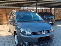 Gebraucht VW Touran Highline 140 PS (102 kW) 2015 Grau Van / Kleinbus