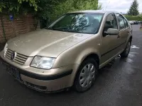 Gebraucht VW Bora 105 PS (77 kW) 1999 Gold Limousine