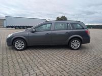 Gebraucht Opel Astra 90 PS (66 kW) 2009 Grau Kombi