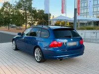Gebraucht BMW 320 177 PS (130 kW) 2009 Blau Kombi