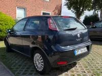 Gebraucht Fiat Punto 77 PS (56 kW) 2011 Blau Kleinwagen