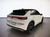 Neu VW T-Roc Style 116 PS (85 kW) 2025 Pure white uni / schwarz uni SUV