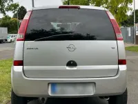 Gebraucht Opel Meriva 101 PS (74 kW) 2003 Silber Van / Kleinbus