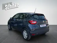 Używany Renault Captur Life 99 KM (72 kW) 2015 Szary SUV