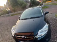 Gebraucht Ford Focus 110 PS (80 kW) 2014 Schwarz Limousine