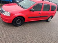 gebraucht Dacia Logan 1.6 benzine aus 2010,7 Sitzer.