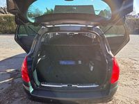 Gebraucht Peugeot 308 SW Family 120 PS (88 kW) 2011 Grau Kombi