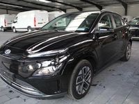 Gebraucht Hyundai Kona Select 100 kW (136 PS) 2021 Schwarz SUV