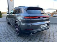 Gebraucht Porsche Cayenne 470 PS (345 kW) 2025 Quarzitgraumetallic SUV