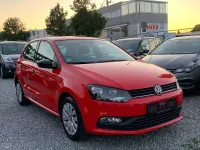 Gebraucht VW Polo Trendline 75 PS (55 kW) 2015 Rot Limousine