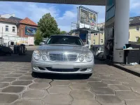 Gebraucht Mercedes E240 177 PS (130 kW) 2003 Silber Limousine