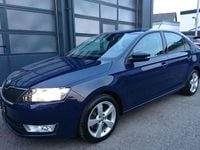 Gebraucht Skoda Rapid Style 125 PS (91 kW) 2015 Blau Kleinwagen