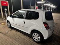 Gebraucht Renault Twingo Night&Day 75 PS (55 kW) 2009 Weiß Kleinwagen