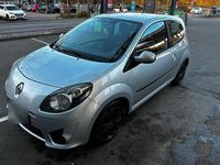 Usado Renault Twingo 64 HP (47 kW) 2008 Prateado Citadino