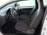 Gebraucht VW up! Move 65 PS (47 kW) 2021 Weiß Kleinwagen