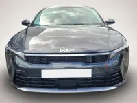 Neu Kia K4 150 PS (110 kW) 2026 Grau Limousine