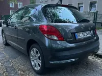 Gebraucht Peugeot 207 73 PS (53 kW) 2010 Grau Kleinwagen
