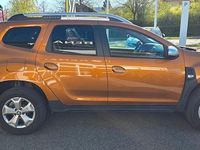 Gebraucht Dacia Duster Comfort 114 PS (83 kW) 2019 Orange SUV