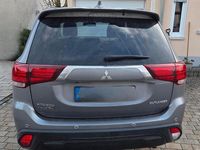 Gebraucht Mitsubishi Outlander 149 PS (109 kW) 2019 Grau SUV