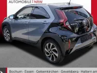 Neu Toyota Aygo X 72 PS (52 kW) 2025 Blau SUV