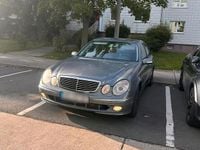 Gebraucht Mercedes E320 204 PS (150 kW) 2005 Grau Limousine