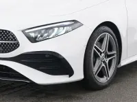 Gebraucht Mercedes A180 AMG line Plus 136 PS (100 kW) 2025 Weiß Limousine