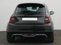 Neu Abarth 500e Turismo 114 kW (155 PS) 2026 Schwarz Kleinwagen