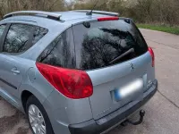 Gebraucht Peugeot 207 Tendance 95 PS (69 kW) 2010 Blau Kombi