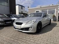 Gebraucht Hyundai Genesis 303 PS (222 kW) 2012 Sleek silver Coupé