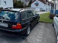 Gebraucht BMW 316 116 PS (85 kW) 2004 Schwarz Kombi