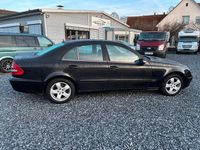 Gebraucht Mercedes E200 122 PS (89 kW) 2003 Schwarz Limousine